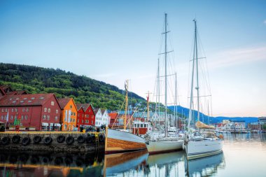 Bergen, Unesco Dünya Mirası, Norveç'te tekne ile Bryggen sokak