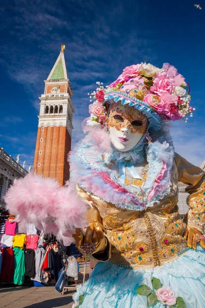 Venecia Italia Febrero 2016 Máscaras Carnaval Venecia Carnaval Venecia  Festival — Foto editorial de stock © samot #180741528