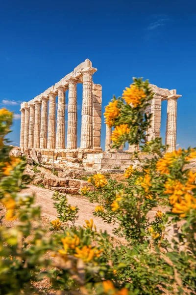 Famous Greek temple Poseidon, Cape Sounion in Greece — Stock Photo, Image