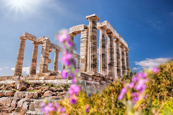Ünlü Yunan tapınağı poseidon, cape sounion Yunanistan — Stok fotoğraf