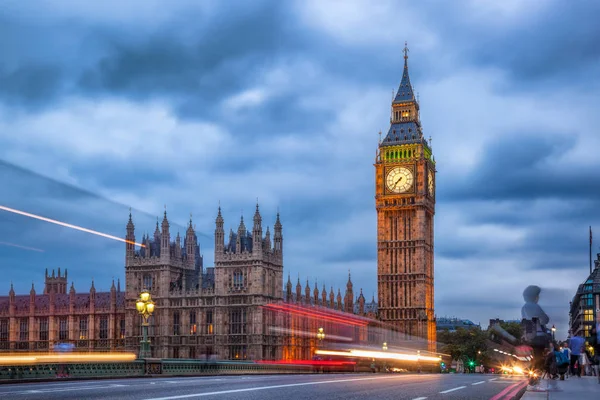 Big Ben'e ve Parlamento gece, Londra, İngiltere — Stok fotoğraf