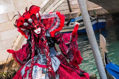 Venedik, İtalya, 5 Şubat 2016: karnaval Venedik maskeler. Venedik karnaval Venedik, İtalya'da düzenlenen bir yıllık festivaldir. 