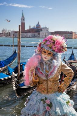 Venedik, İtalya, 5 Şubat 2016: karnaval maskesi Venedik. Venedik karnaval Venedik, İtalya'da düzenlenen bir yıllık festivaldir. 