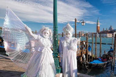 Venedik, İtalya, 5 Şubat 2016: karnaval maskesi Venedik. Venedik karnaval Venedik, İtalya'da düzenlenen bir yıllık festivaldir. 