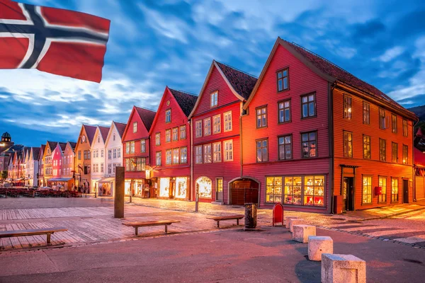 Bergen con case colorate in Norvegia — Foto Stock