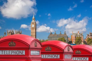 İngiltere, İngiltere 'de Büyük BEN ve kırmızı telefon kulübelerine sahip Londra sembolleri