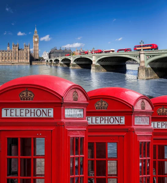 Símbolos de Londres con BIG BEN, DOBLE DECKER BUSES y cabinas telefónicas rojas en Inglaterra, Reino Unido —  Fotos de Stock