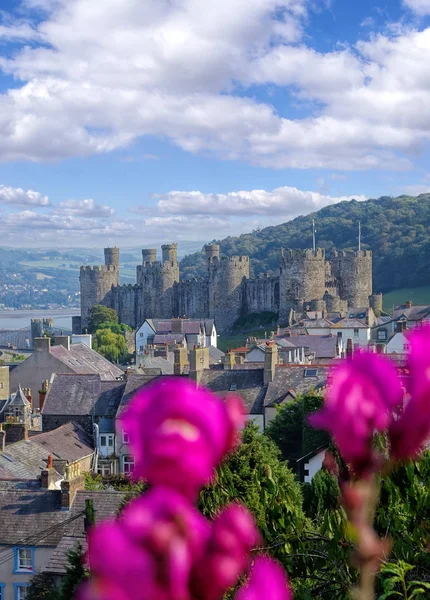 Den berömda Conwy Castle i Wales, Storbritannien, serie av Walesh slott — Stockfoto