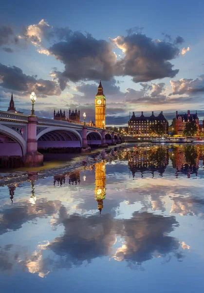 Big Ben Γέφυρα Βράδυ Λονδίνο Ηνωμένο Βασίλειο — Φωτογραφία Αρχείου