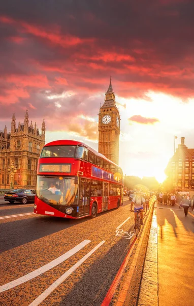 Big Ben Piros Busszal Ellen Színes Naplemente Londonban Anglia Egyesült — Stock Fotó