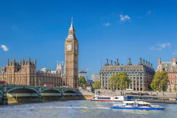 Big Ben Parlament Házai Csónakokkal Folyón Londonban Angliában Angliában — Stock Fotó