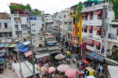 Paharganj, Main Bazar steet panoramik manzaralı.