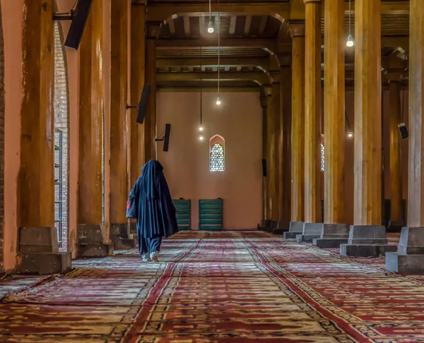 Jamia Masjid Mosque-The största moskén i Kashmir — Stockfoto