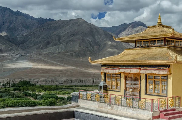 Skudung Lhakhang Spituk Gompa, Leh, Hindistan içinde