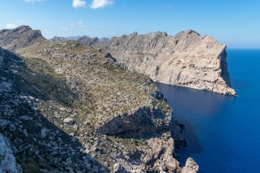 İspanya 'daki Mallorca adasının güzel kıyıları