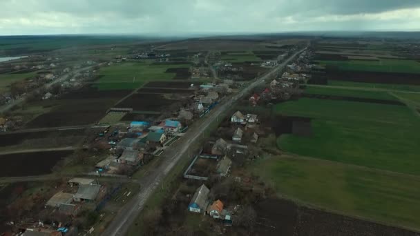 Campo Agricolo Villaggio Ucraina Arriva Primavera Strada Tra Campi Villaggio — Video Stock