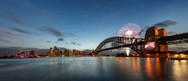 Новогодний фейерверк, Австралия — стоковое фото