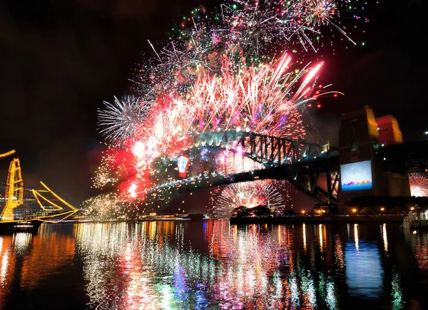 Fuegos artificiales de Año Nuevo, Australia — Foto de Stock