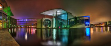 Berlin Marie-Elisabeth-Luders-Haus Parlamentosu