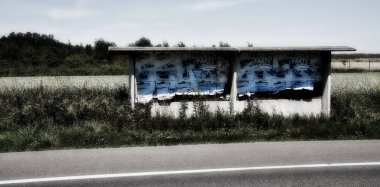 Otobüs durağı kırsal