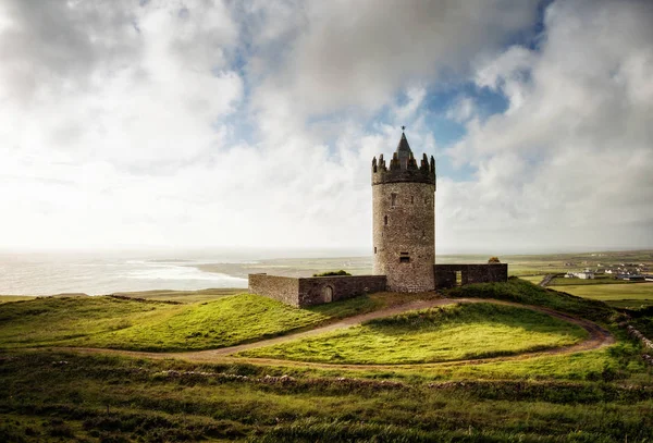 Doonagore Castle Irland — стокове фото