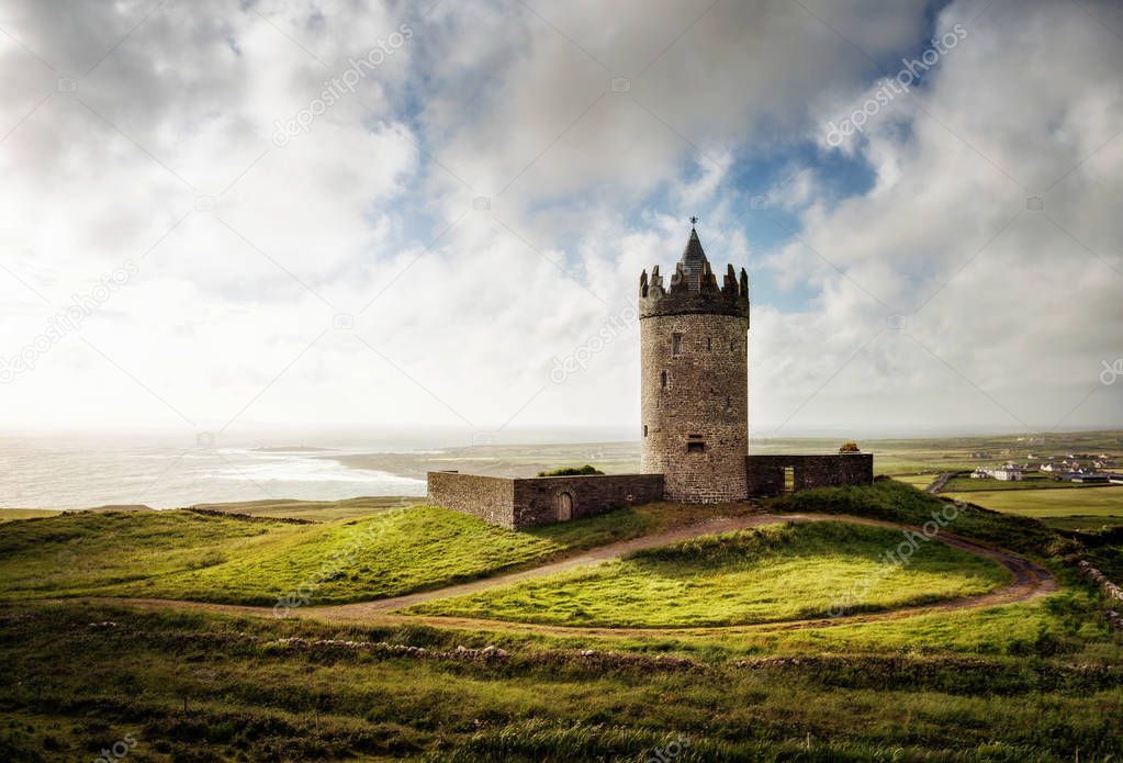 Doonagore Castle Irland