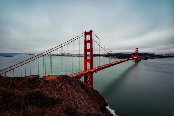 Golden Gate şafak — Stok fotoğraf