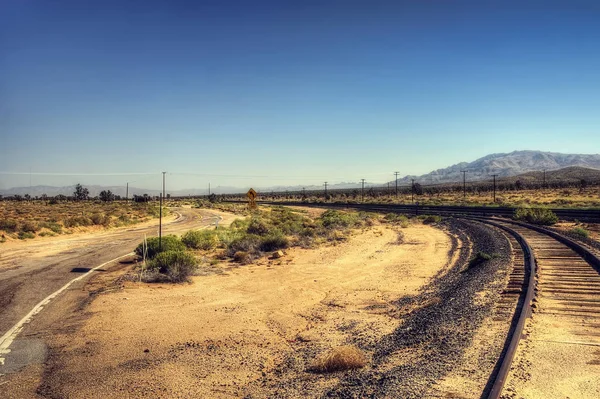 Desierto de Mojave cruzar carreteras — Foto de Stock