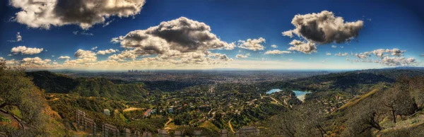 로스 앤젤레스 할리우드 언덕에서 — 스톡 사진