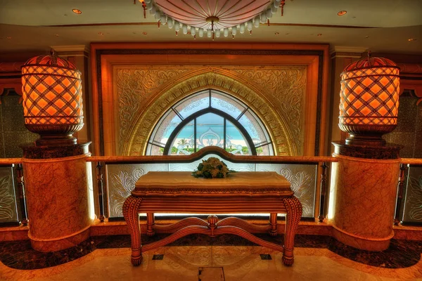 Lobby de l'hôtel Abu Dhabi — Photo