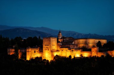Granada 'lı Alhambra