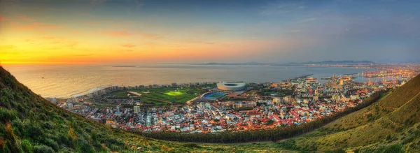 Südafrikanische capetown skyline — Stockfoto