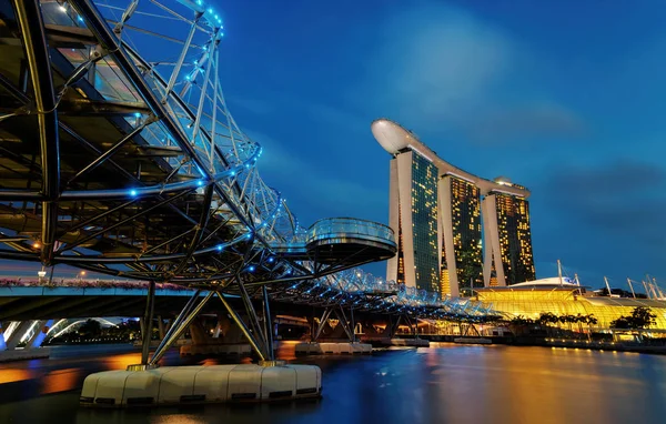 Сингапурский спиральный мост — стоковое фото