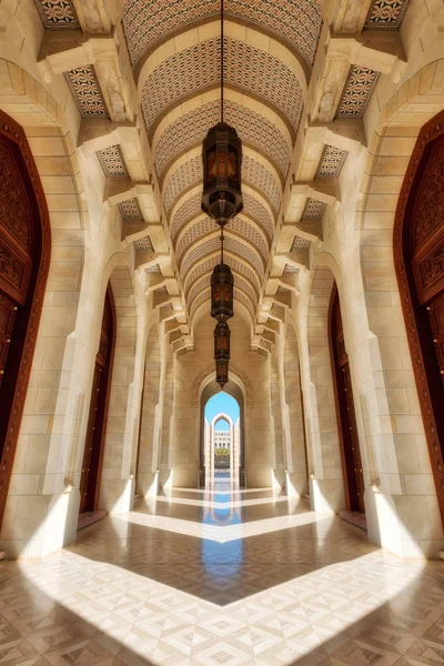 Sultão Qaboos Grande Mesquita, Mascate, Omã — Fotografia de Stock