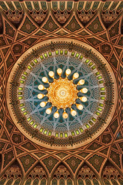 Gran Mezquita del Sultán Qaboos, Moscatel, Omán —  Fotos de Stock