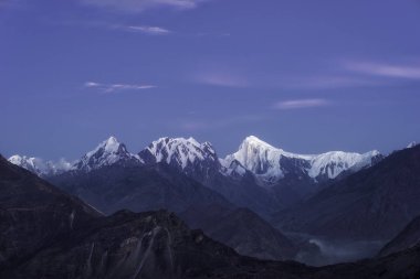 Kuzey Pakistan, Karimabad 'daki Kartal Yuvası Kalesi' nden görüntü
