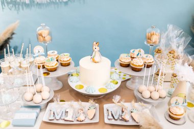 Taşaklı çikolata, çikolatalı kurabiye.