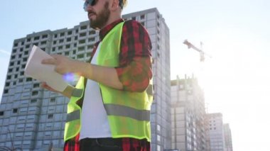 Yeni binanın inşaat sahası çizimi ve iş akışı