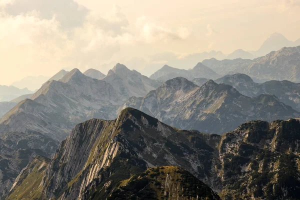 Sun Shining Mountain Range Slovenia Bohinj — Stock Photo, Image