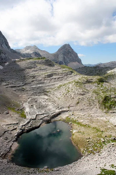 Montanha Lago Fundo Montanhas Poderosas Eslovénia — Fotografia de Stock