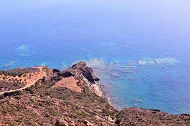 Deniz kaya oluşumu sahil şeridine