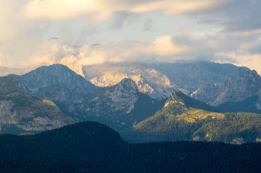 Triglav bulutlar, Slovenya