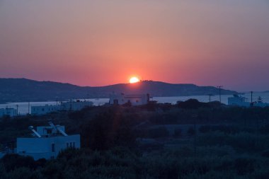 Yunanistan 'ın Milos adasında gün doğumu