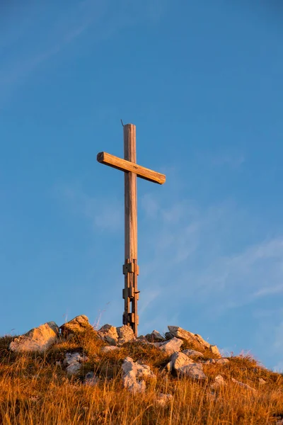 Sunlit Cross Mountain Ogradi Bohinj — Stock Photo, Image