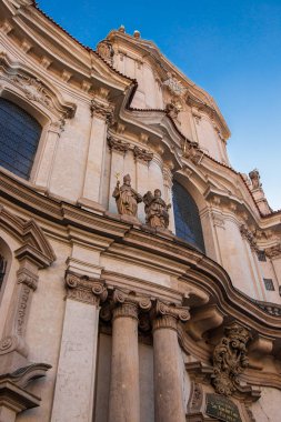 St. Nicholas Kilisesi Eski Kasaba Meydanı 'nda