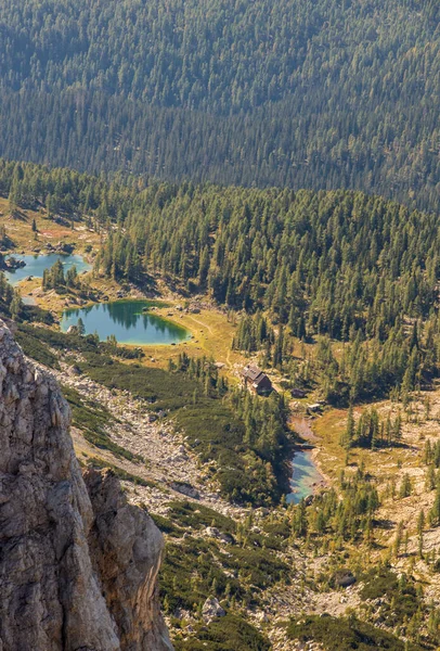 Triglav Lakes Valley Horskou Chatou Nedalekého Vrcholu — Stock fotografie