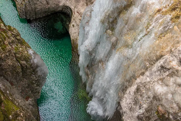 Gourch Cubierto Carámbano Bohinj — Foto de Stock