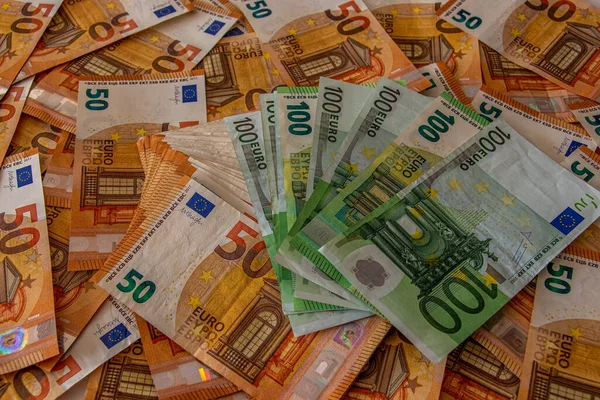 Few 100 Euro Bills Pile Other Bills — Stock Photo, Image
