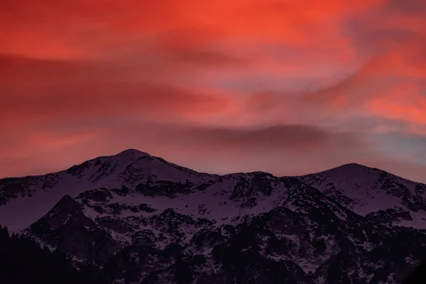 Cielo Rojo Sobre Las Montañas Bohinj — Foto de Stock