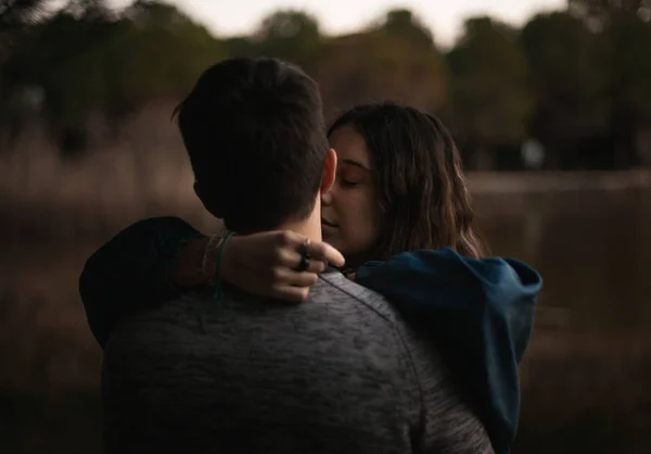 Cute Spanish Couple Having Nice Afternoon Hugging Kissing Each Other — Stock Photo, Image